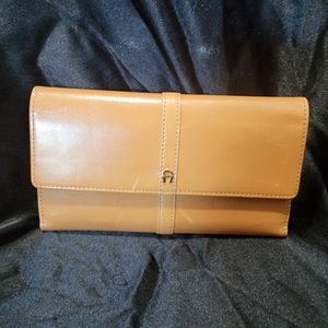 Aigner Camel wallet. Nwt